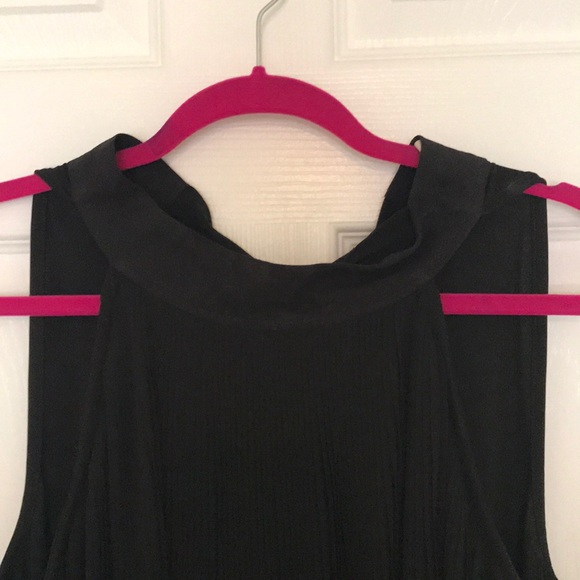 Ruffle Layered Top tie back neck NWT - Picture 2 of 5